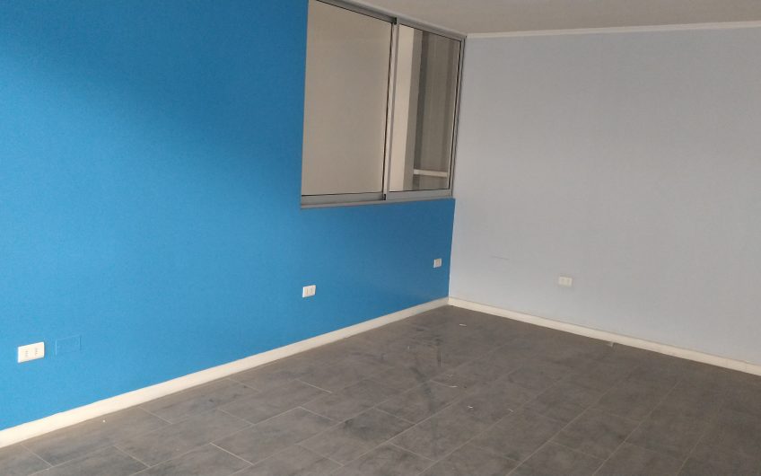 Bodega en Arriendo, casi nueva, Zapadores, Recoleta 500 m2