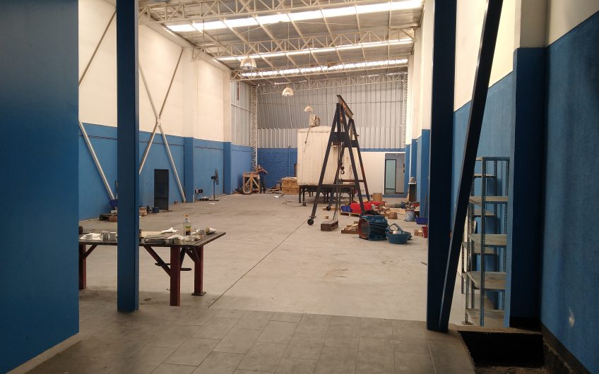 Bodega en Arriendo, casi nueva, Zapadores, Recoleta 500 m2