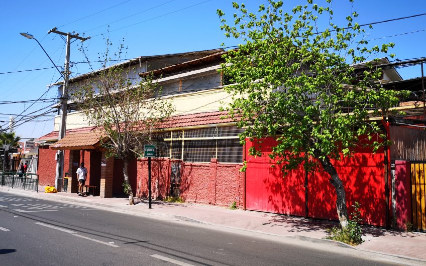 Casa y Local Comercial en comuna Padre Hurtado