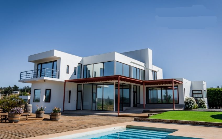 Gran Casa Condominio Santa María de Algarrobo