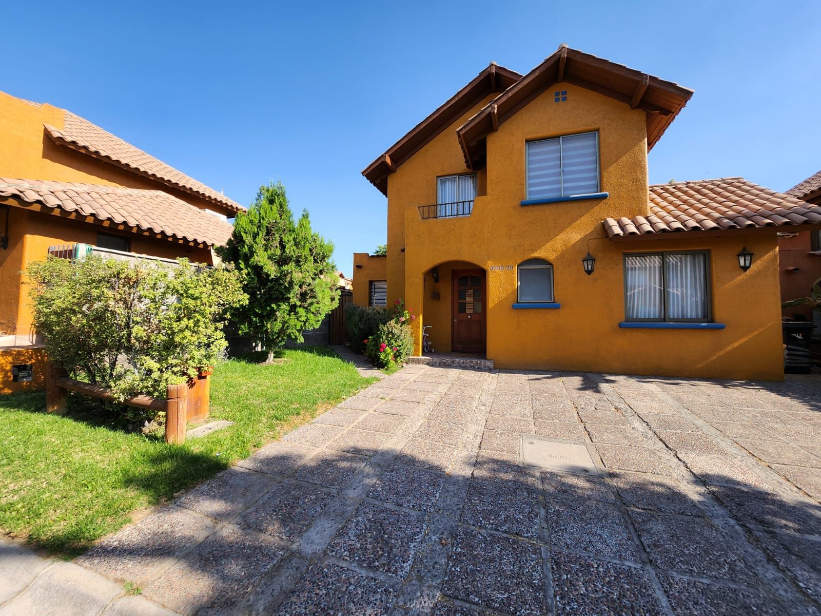 Linda Casa en Condominio Peñalolén