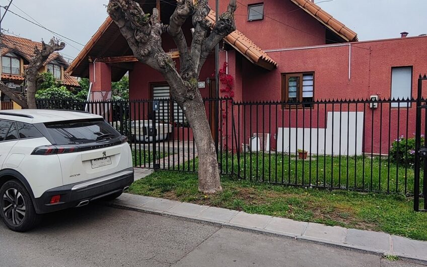 Fabulosa Casa en El Olmo Peñalolén