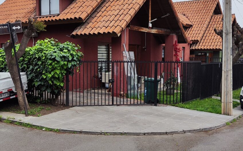 Fabulosa Casa en El Olmo Peñalolén