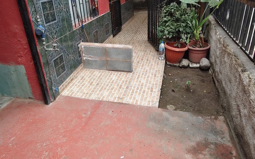 Amplia casa de SIETE Dormitorios Peñalolén