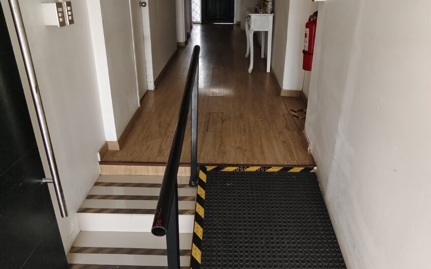 Propiedad con renta inmediata y negocio en funcionamiento
