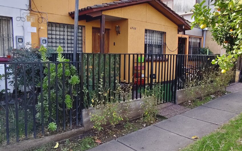 Casa 5 Dormitorios Condominio Los Nogales
