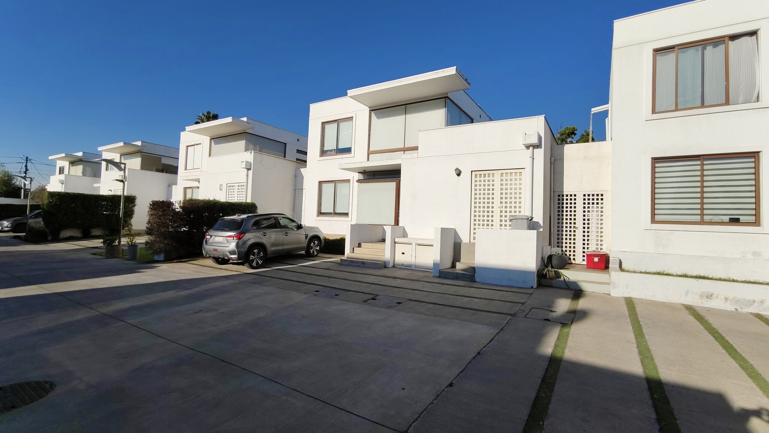 Casa de 4 Dormitorios en Condominio Cerrado